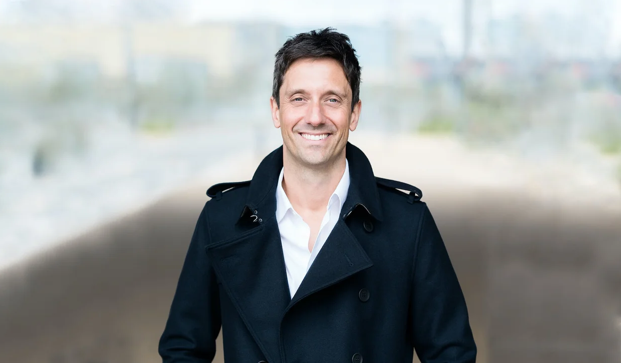 Lee Bartlett Portrait